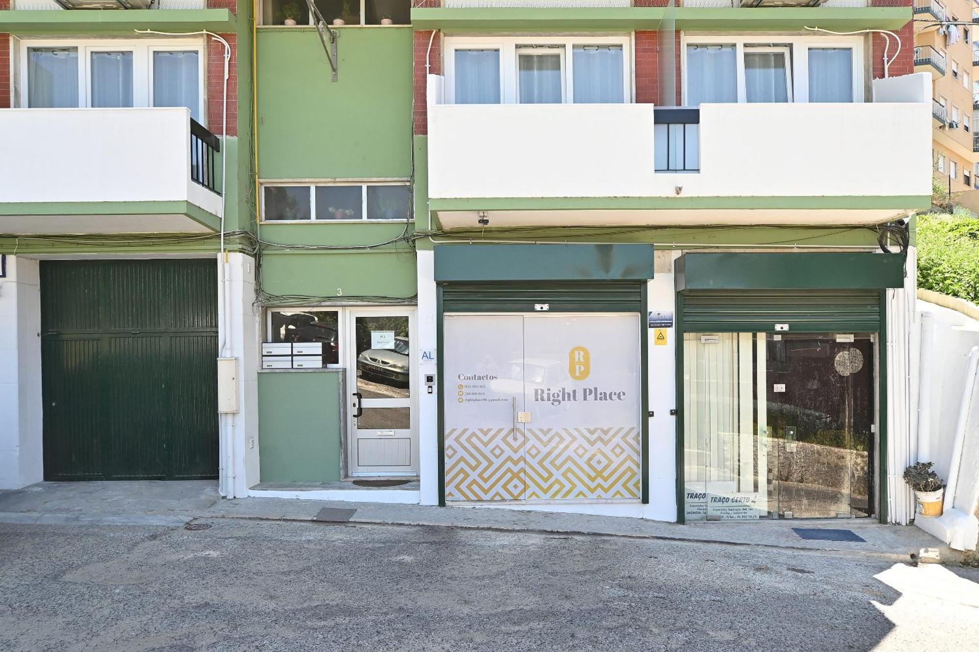 Right Place Lisbon Exterior photo